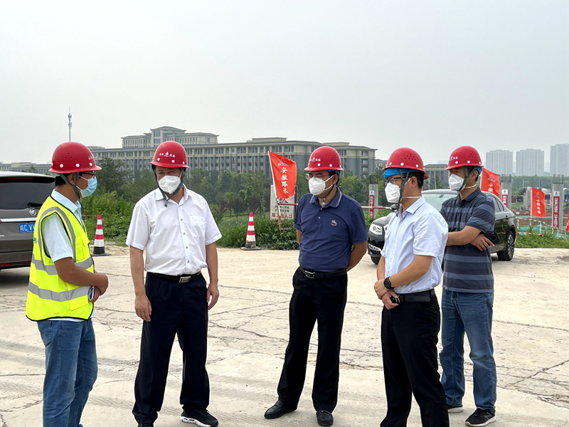 蚌埠市委常委、市委秘書長(zhǎng)、懷遠(yuǎn)縣委書記王慶武到G206-03標(biāo)項(xiàng)目調(diào)研指導(dǎo)工作